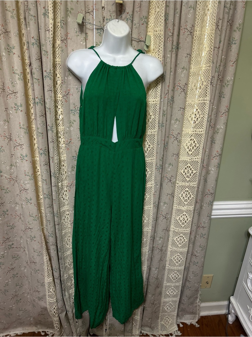 Lulus Green Wide Leg Jumpsuit Womens Small Open Back 27.5 Inseam - Picture 3 of 7